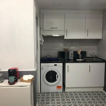 Hola Rooms Мадрид Екстериор снимка