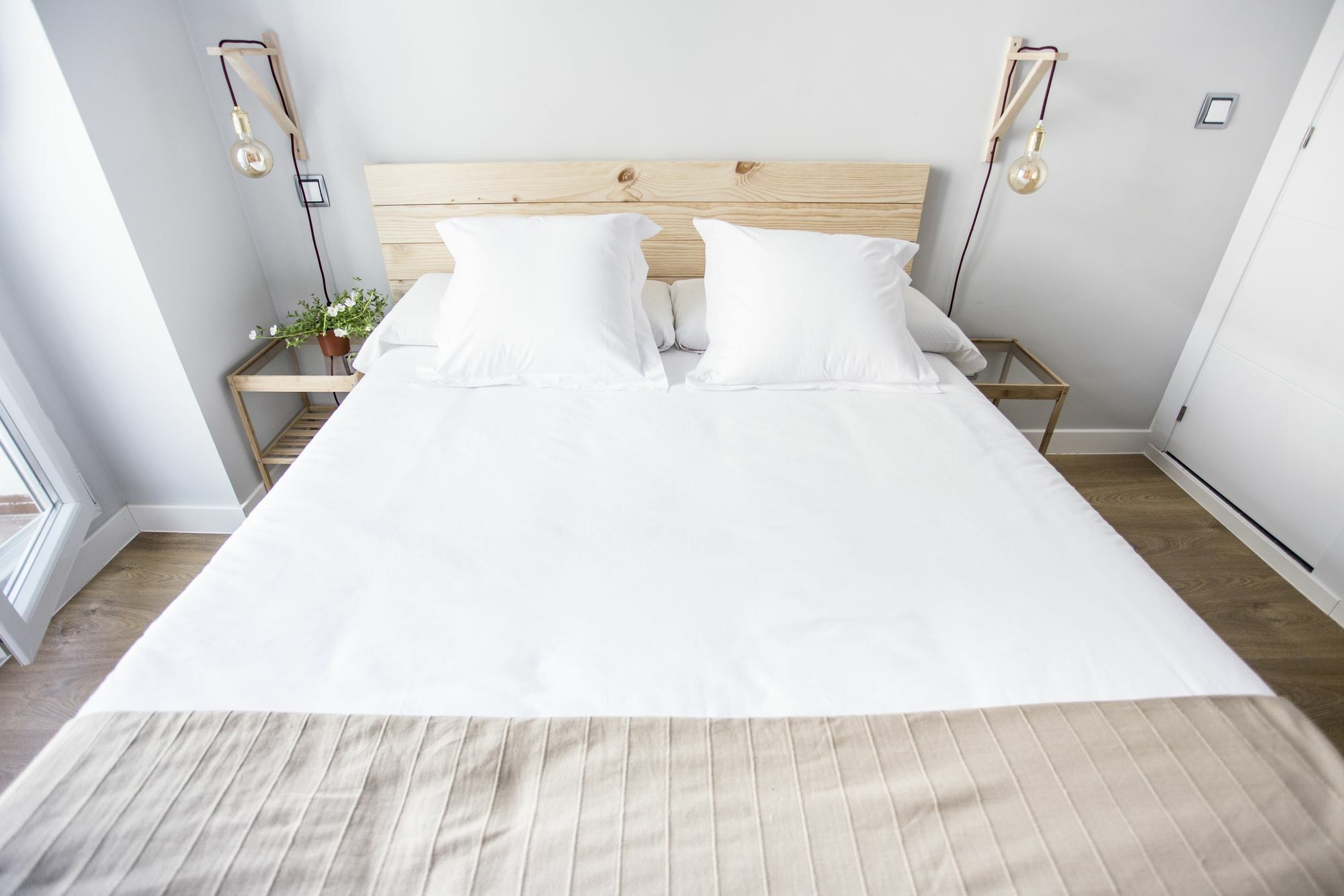 Hola Rooms Мадрид Екстериор снимка