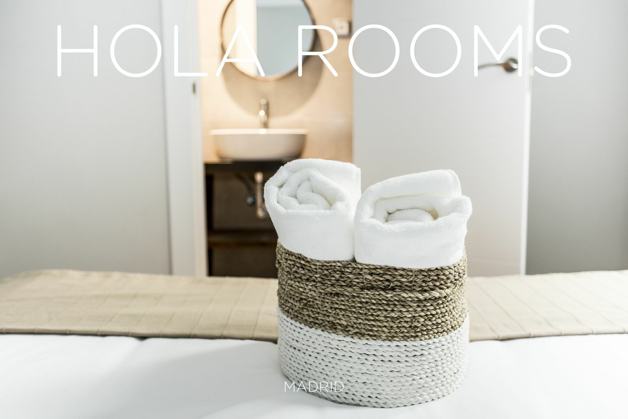 Hola Rooms Мадрид Екстериор снимка