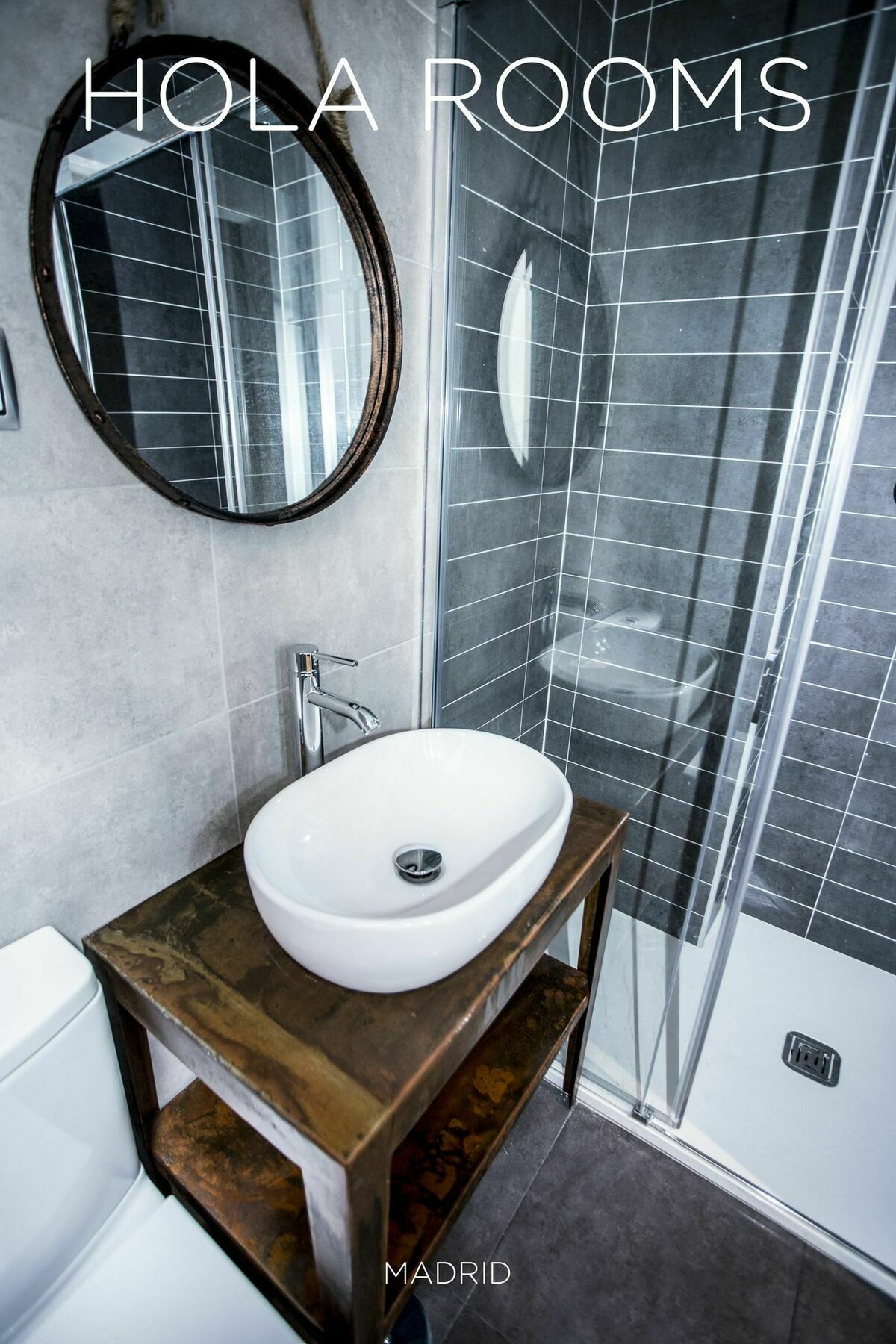 Hola Rooms Мадрид Екстериор снимка